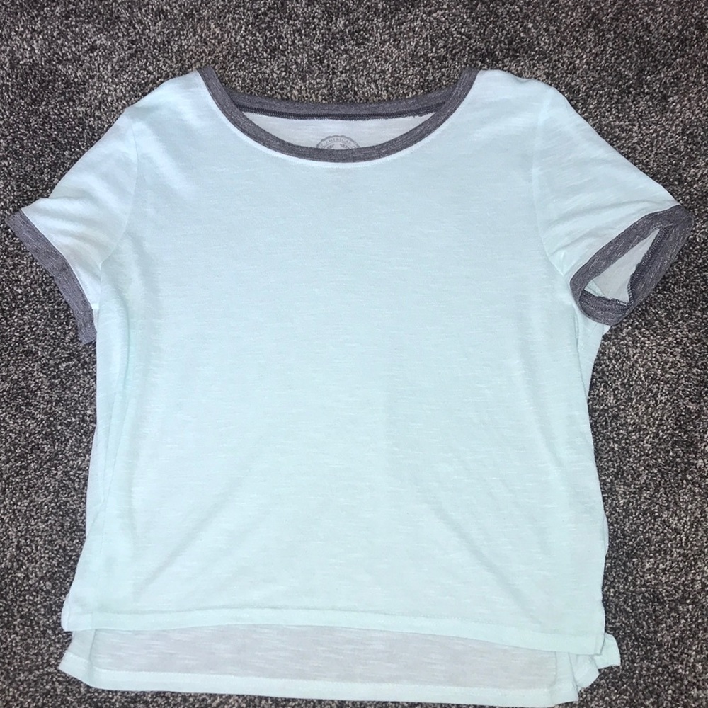 Tee shirt